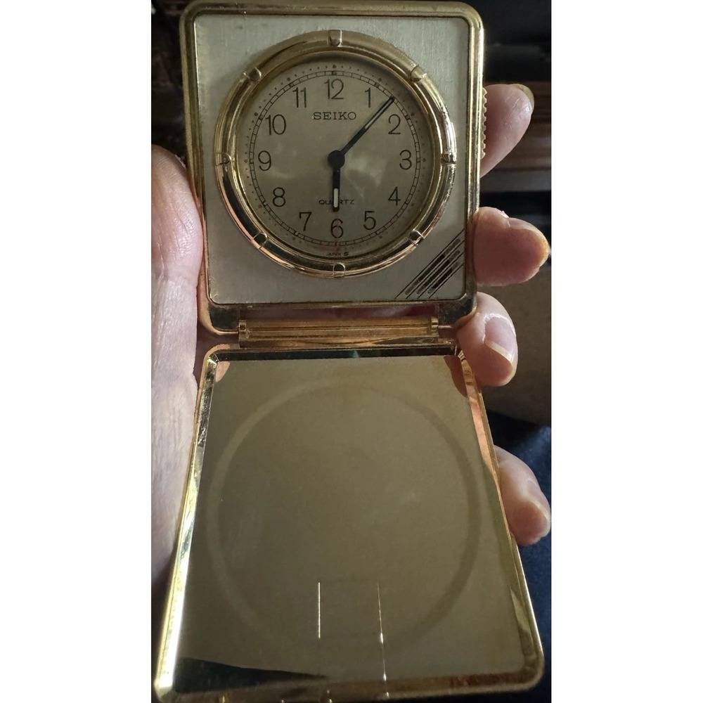 Vintage 80s Seiko Quartz Travel Alarm Clock Gold Square Ultra Thin Japan QUH301G
